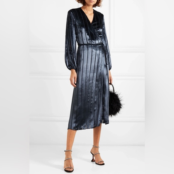 MICHELLE MASON Long Sleeve Wrap Velvet Dress in Midnight Blue - Picture 1 of 6